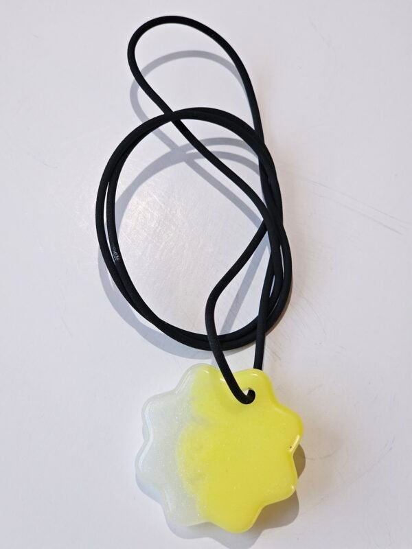 Pendant necklace