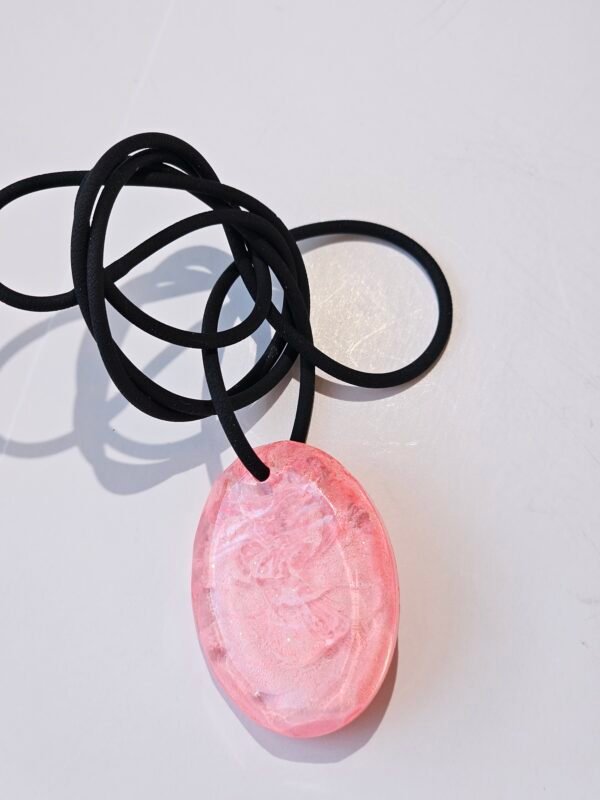 Pendant necklace